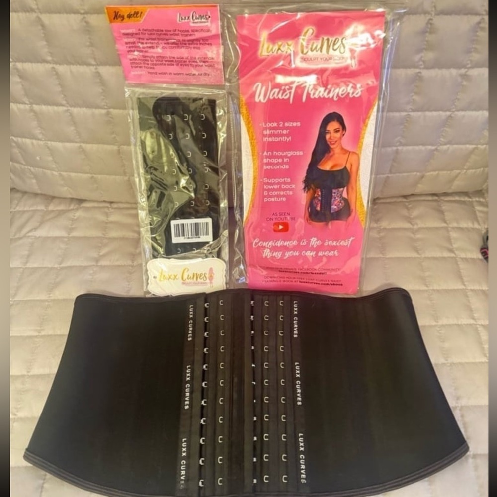 Luxx Curves Waist Trainer and Extender like New